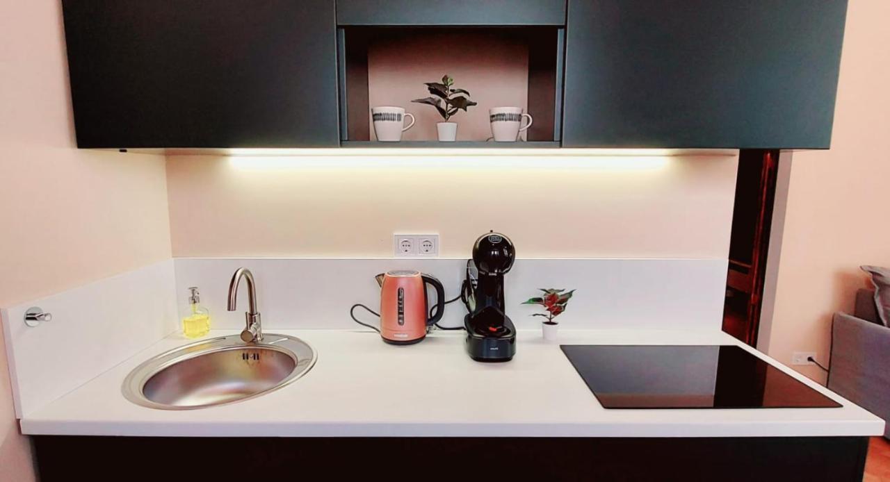 A+ Budapest Downtown Apartments Akacfa 외부 사진